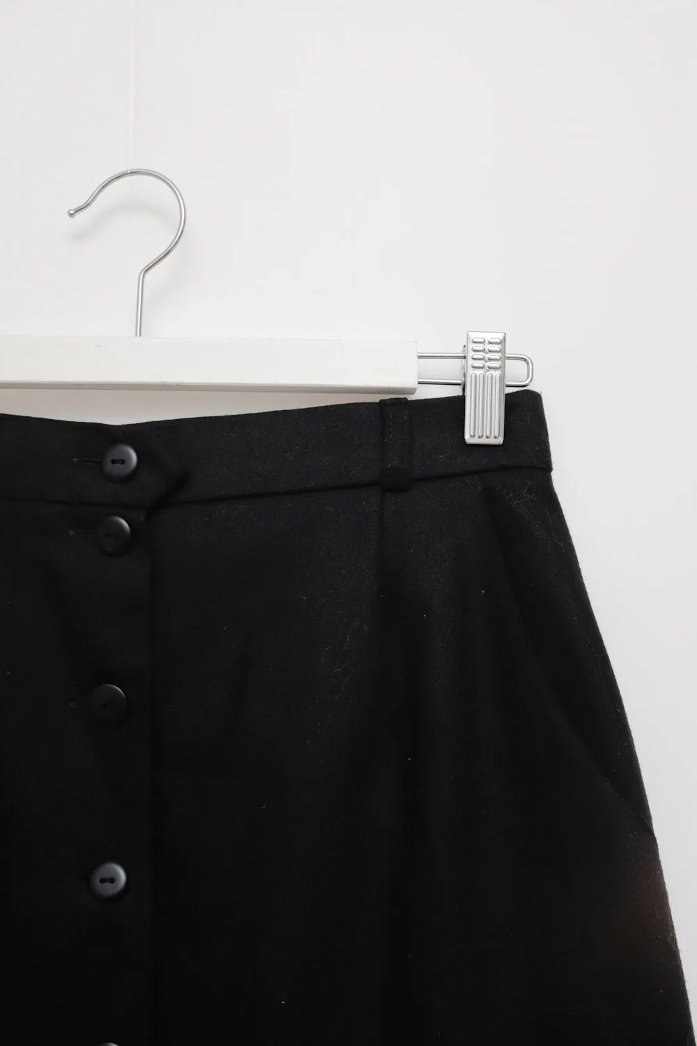0039_WOOL STRAIGHT VINTAGE BLACK SKIRT