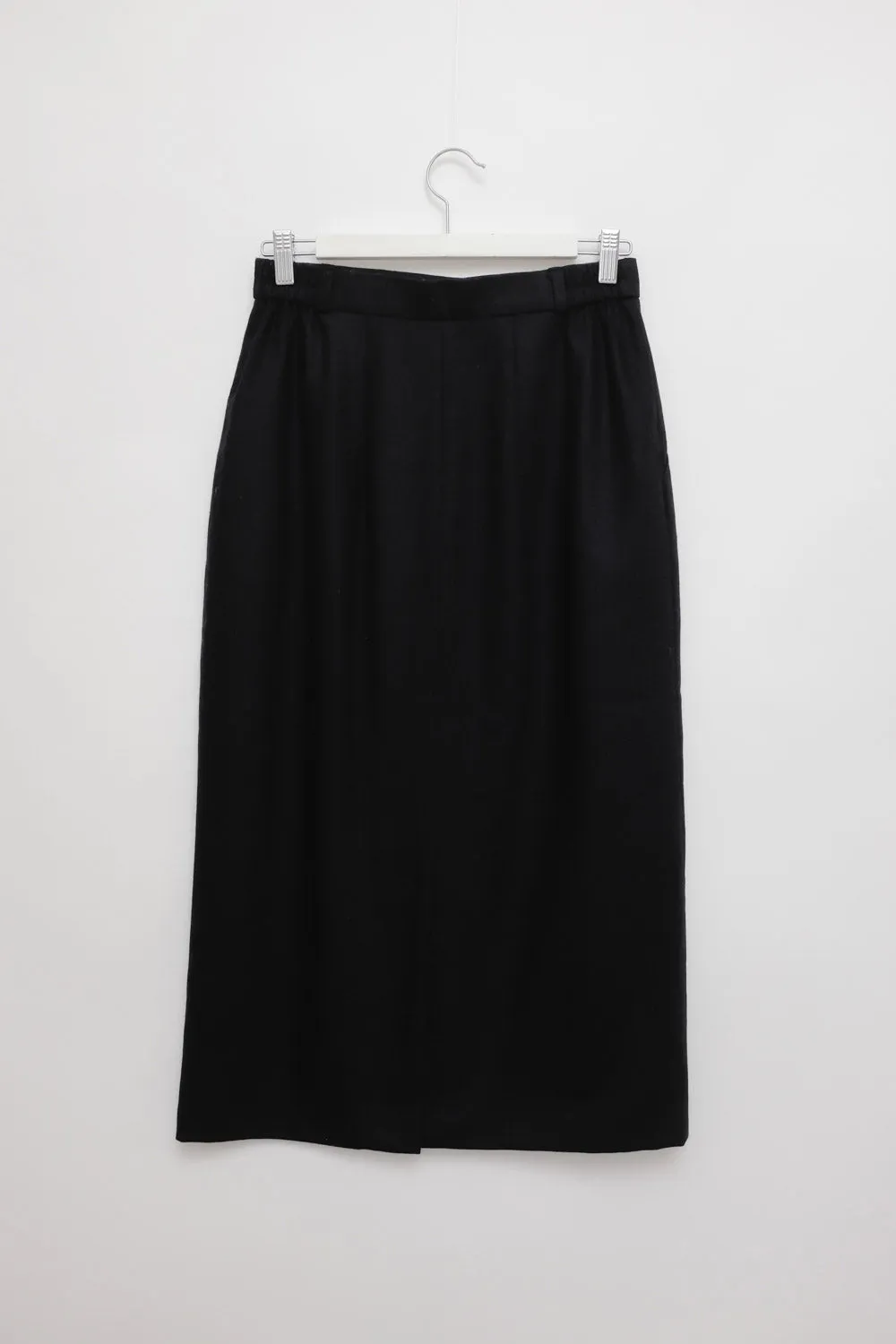 0039_WOOL STRAIGHT VINTAGE BLACK SKIRT