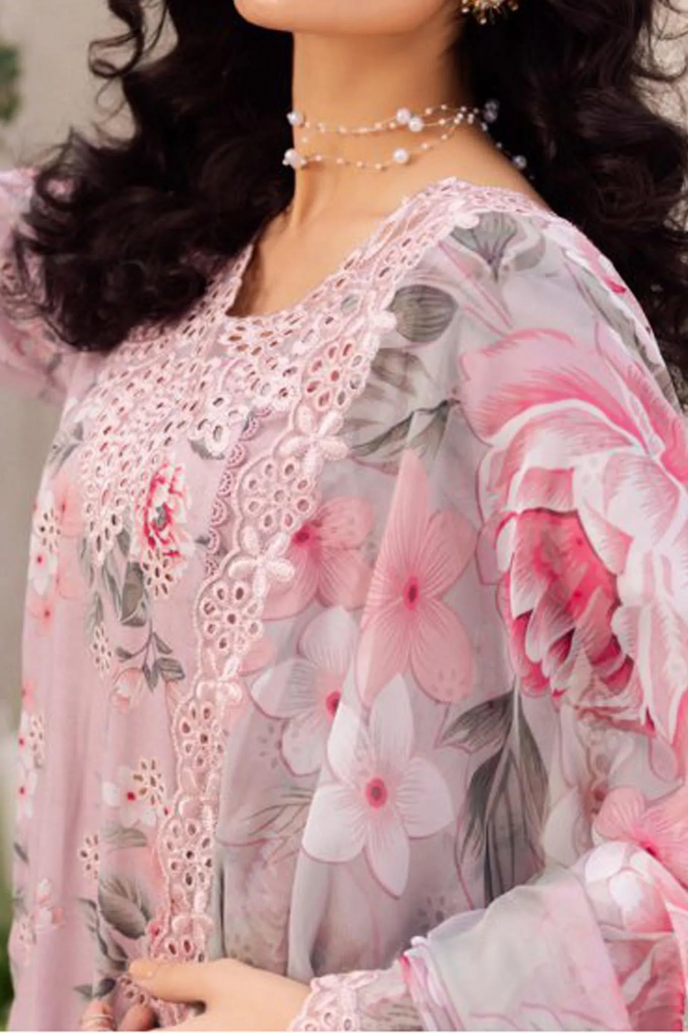 Dahlia by Iznik Unstitched 3 Piece Printed Lawn Collection'2024-DL-09-Whisper