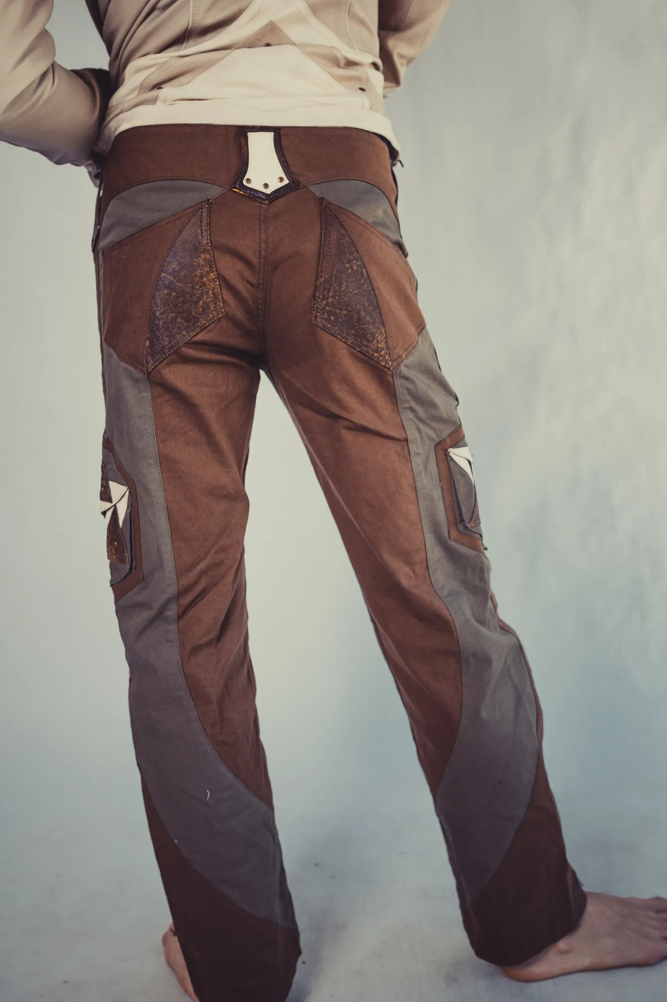 Hexawatt Pants
