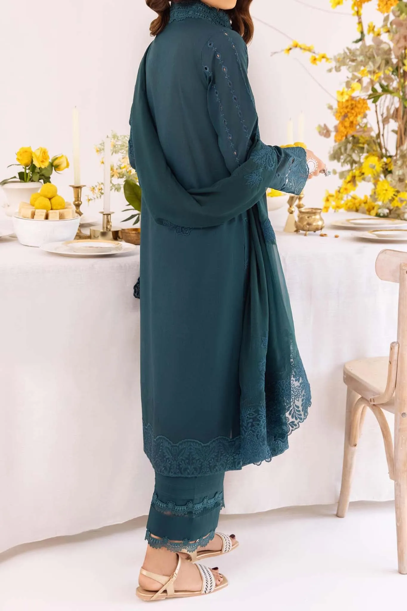 Iznik Unstitched 3 Piece Luxury Eid Lawn Collection'2023-IE-03