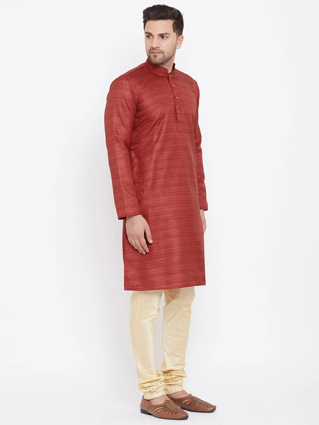 Jashvi Men's Maroon And Gold Silk Blend Kurta Pyjama Set