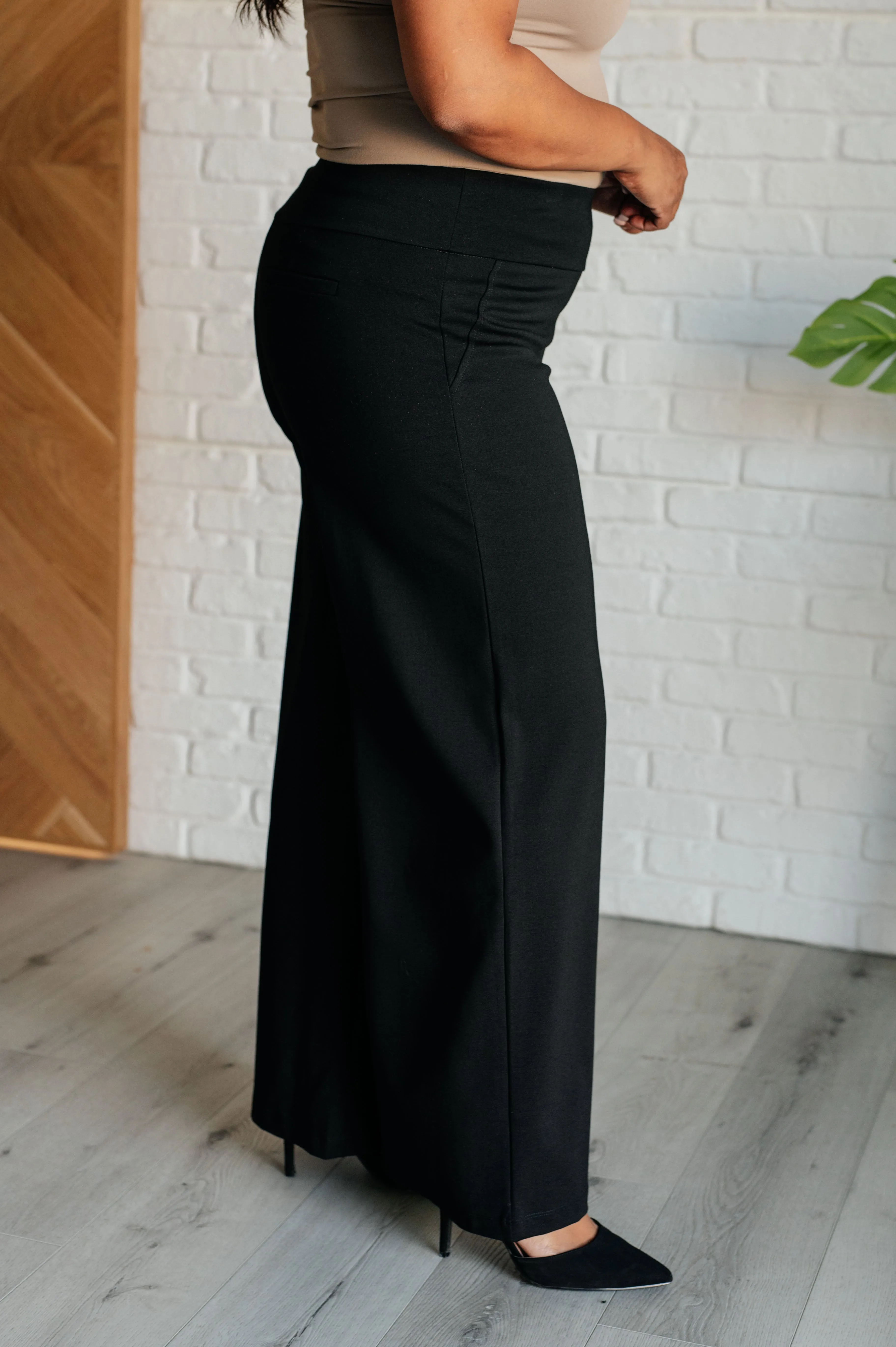 Magic Wide Leg Pants in Black - 10/24