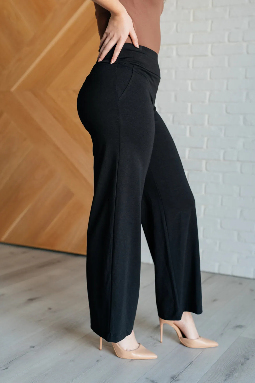Magic Wide Leg Pants in Black - 10/24