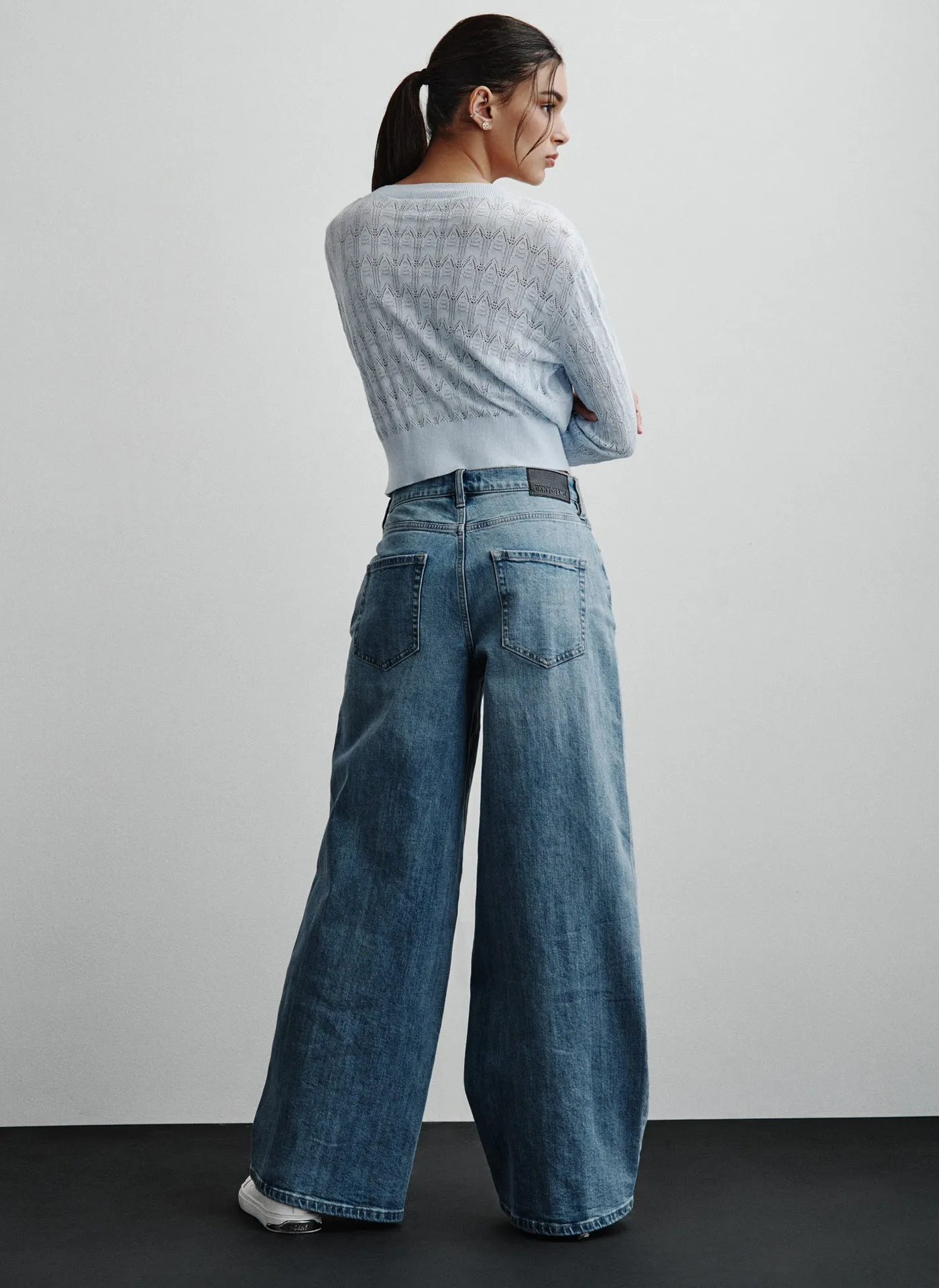WIDE LEG JEAN
